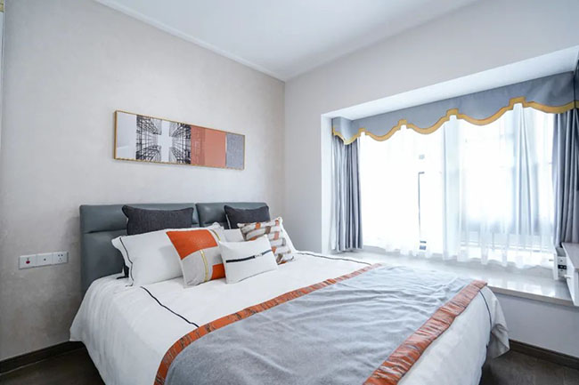 95㎡三居，巧用實用搭配，客房改書房，體驗輕奢小生活。